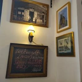 Cintányéros Budapest - Belső