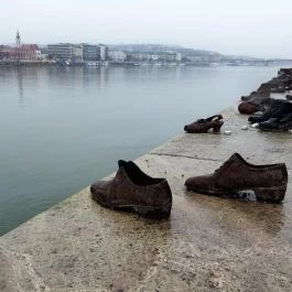 Cipők a Duna-parton Budapest - Egyéb