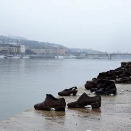 Cipők a Duna-parton Budapest - Egyéb