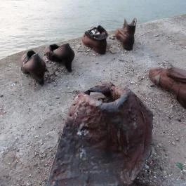 Cipők a Duna-parton Budapest - Egyéb