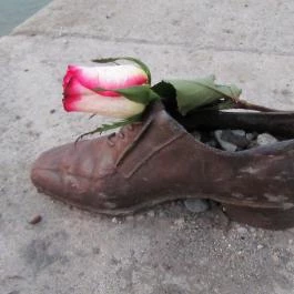 Cipők a Duna-parton Budapest - Egyéb