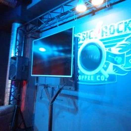Classic Rock Coffee Budapest - Belső