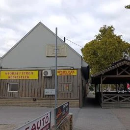 Club75, Lajosmizse - Külső kép