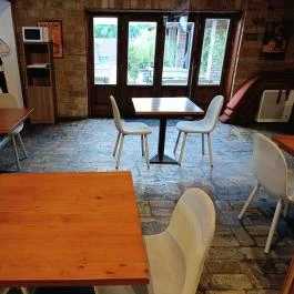 Club75, Lajosmizse - Belső