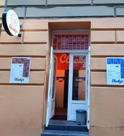 Clucky's