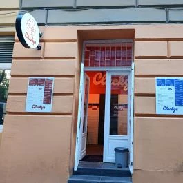 Clucky's , Budapest - Külső kép