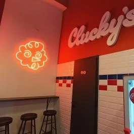 Clucky's , Budapest - Belső