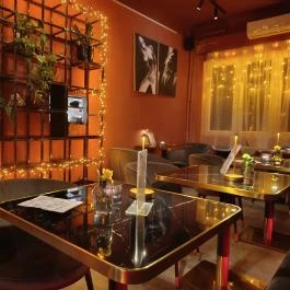 Co.Co. Coffees & Cocktails, Budapest - Belső