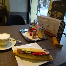 Coffea Arabica - Bethlen Gábor utca Budapest - Étel/ital