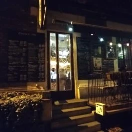 Macskakő Coffee Inn Budapest - Külső kép