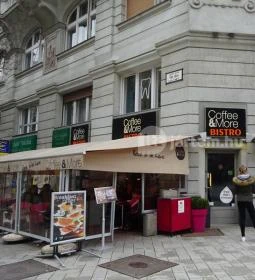 Coffee & More Kávézó