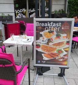 Coffee & More Kávézó