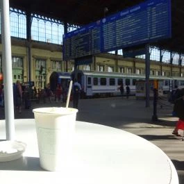 Coffee Station - Nyugati Pályaudvar Budapest - Étel/ital