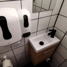 Coffeetuned Budapest - Mosdó