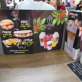 Coffeine Store & Co. - Árkád Budapest - Belső