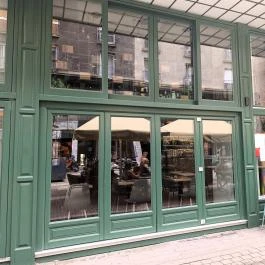 Color bar & bistro Budapest - Külső kép