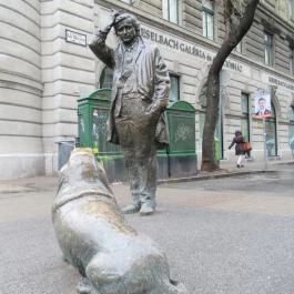 Columbo-szobor Budapest - Egyéb