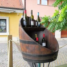 Corner-Szerb Étterem, Szentendre - Egyéb