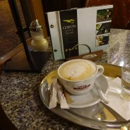Corvin Kávézó Budapest - Étel/ital