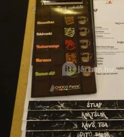 Corvin Mozi Bar & Coffee