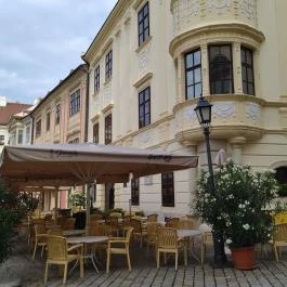 Corvinus Étterem Sopron - Külső kép