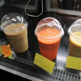 Cosmopolitan Nyelviskola & Café Budapest - Étel/ital