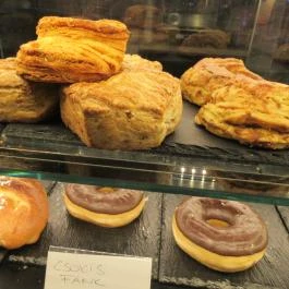 Cosmopolitan Nyelviskola & Café Budapest - Étel/ital