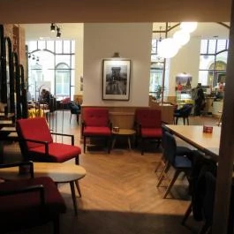 Costa Coffee - Deák Ferenc tér Budapest - Belső