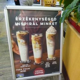Costa Coffee - Westend City Center Budapest - Belső