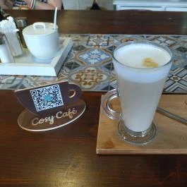 Cosy Café Budapest - Étel/ital