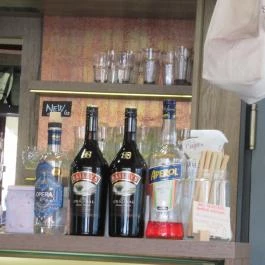 Coyote Coffee & Deli, Budapest - Étel/ital