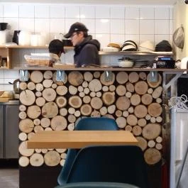 Crane Ramen Budapest - Belső