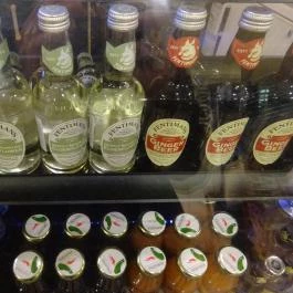 Créme Cup Café - Alexandra Könyvesház Budapest - Étel/ital