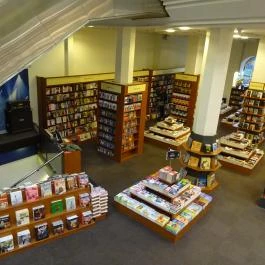 Créme Cup Café - Alexandra Könyvesház Budapest - Belső