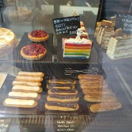 Croccante Patiserrie Budapest - Étel/ital