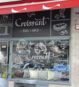 Croissant Pékség & Kávézó