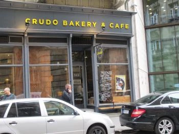 Crudo - Nádor utca Budapest