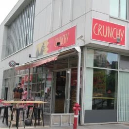 Crunchy - Fehérvári úti Vásárcsarnok Budapest - Külső kép