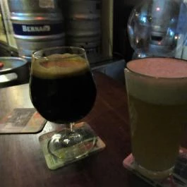 Csak a Jó Sör!, Budapest - Étel/ital