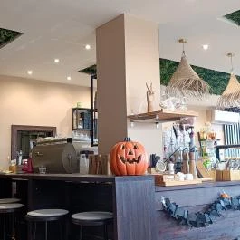 Csáklit Kávéház, Budapest - Belső