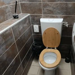 Csáklit Kávéház, Budapest - Mosdó