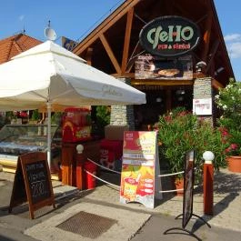 Csehó Pub Étterem Balatonlelle - Külső kép