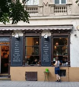 Csendes Társ Winebar & Garden