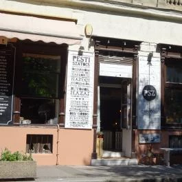 Csendes Társ Winebar & Garden Budapest - Külső kép