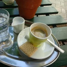 Csendes Társ Winebar & Garden Budapest - Étel/ital