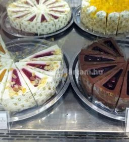 Cserfalvi Cukrászda - Bécsi út