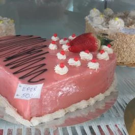 Cserfalvi Cukrászda - Bécsi út Budapest - Étel/ital