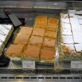 Cserfalvi Cukrászda - Bécsi út Budapest - Étel/ital