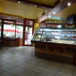 Cserfalvi Cukrászda - Mátyás király út Budapest - Belső