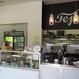 Cserpes Tejivó - Allee Budapest - Belső